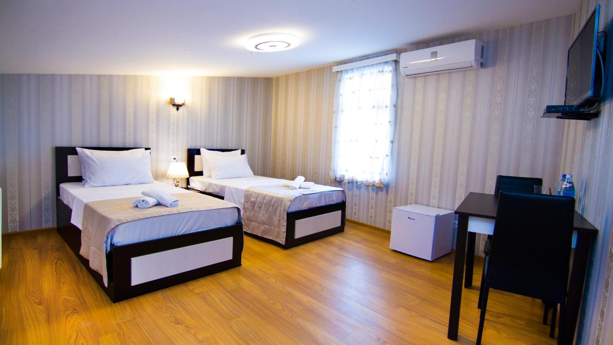 Hotel Brick House Tbilisi Esterno foto