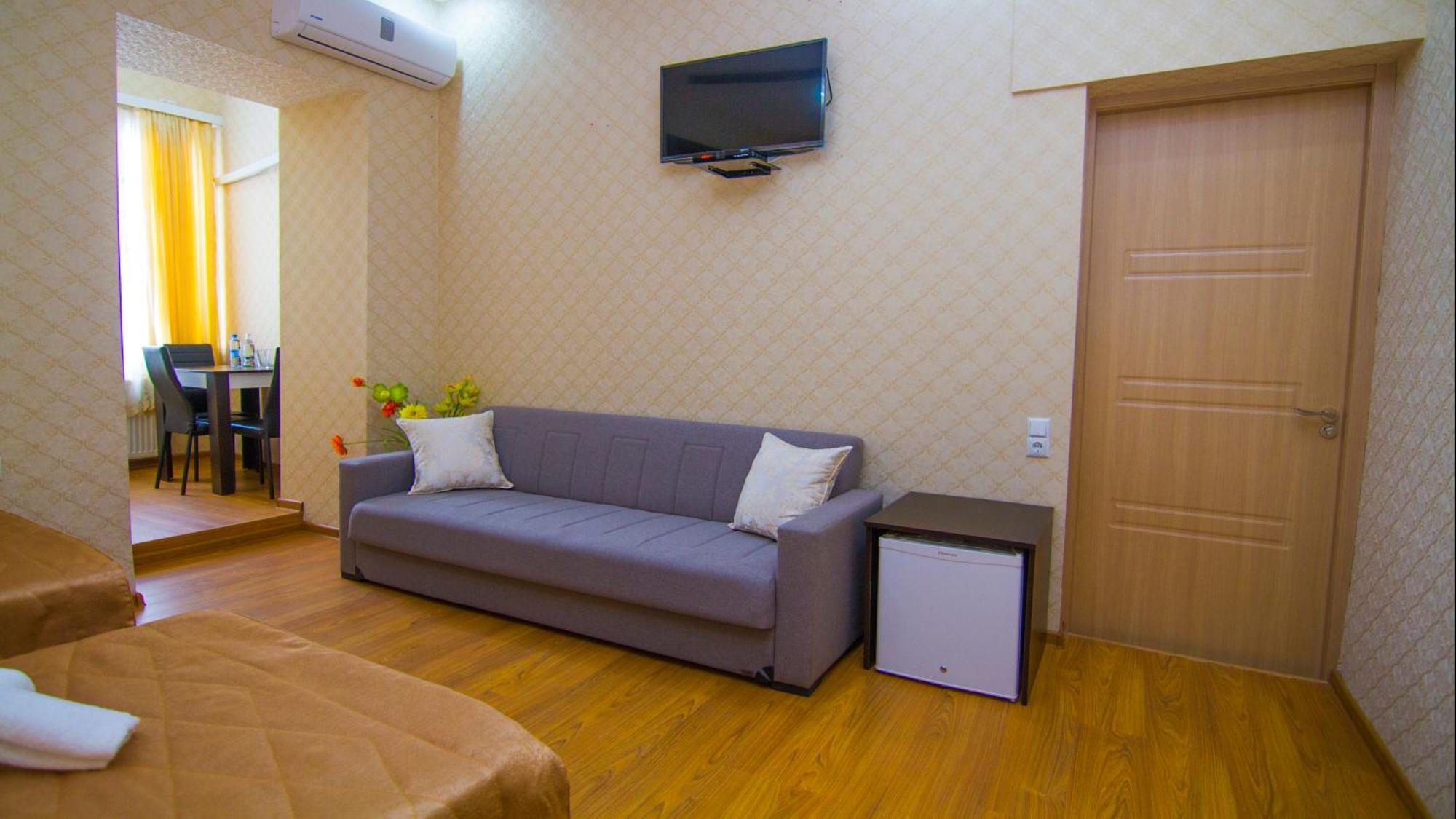 Hotel Brick House Tbilisi Esterno foto