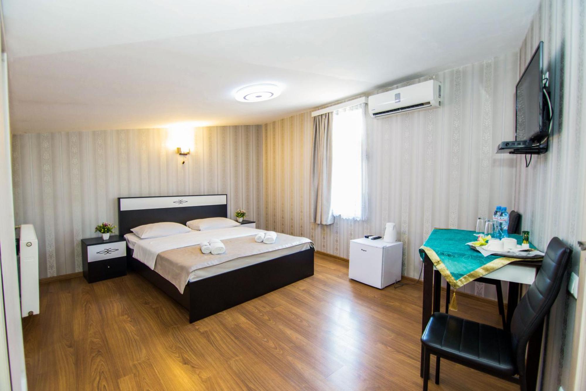 Hotel Brick House Tbilisi Esterno foto